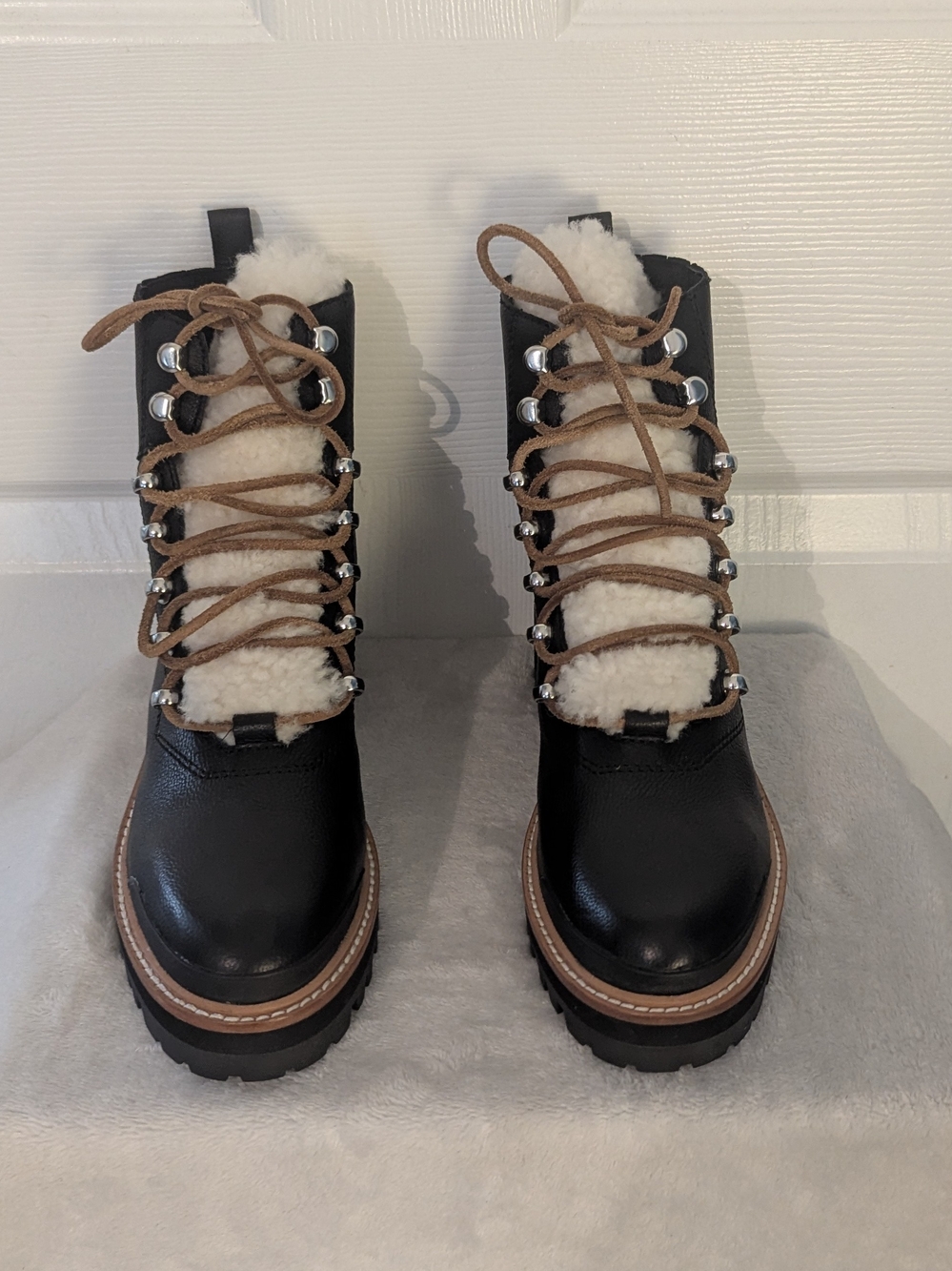 Marc Fisher LTD MLIZZIE Black Leather Shearling Lug Boots Women’s 8